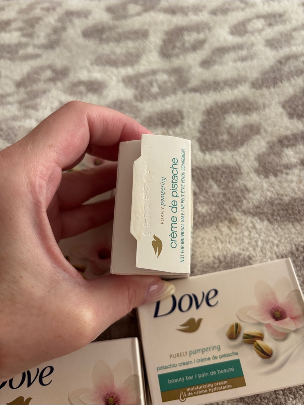 Set of 5 Dove beauty bars- Pistachio Cream - Picture 2 of 2